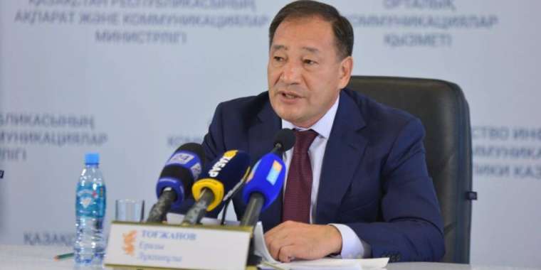 Тоғжанов: Міндетті вакцинация - адам құқығын бұзу емес