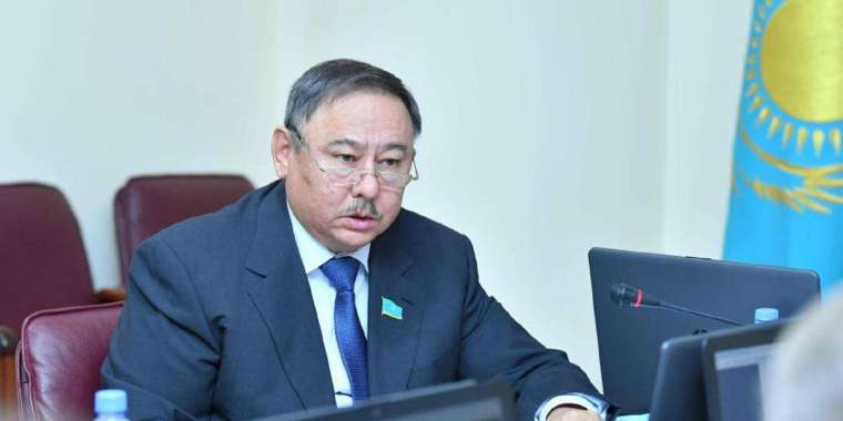 Сенатордың өкілі мәлімдеме жасады