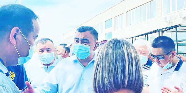 Семей әкімі Байахметовтің жорығы: дайындалған қойылым ба?  