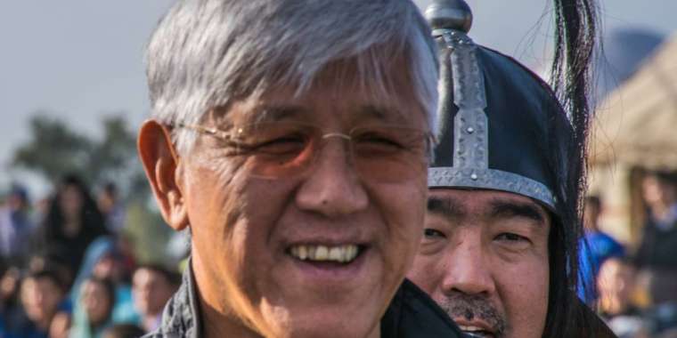 Баталовтың халқы балшық су ішіп жүр