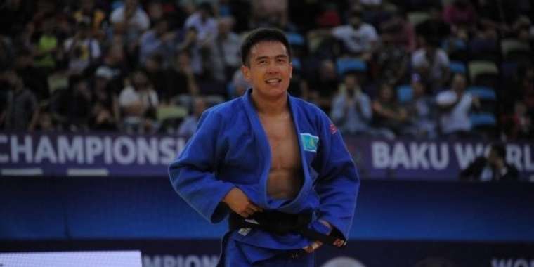 Ерлан Серікжанов италиялық балуаннан жеңіліп қалды.