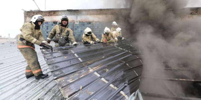 Алматылық өртсөндірушілер қауіпті өртті 1 сағатта тоқтатты