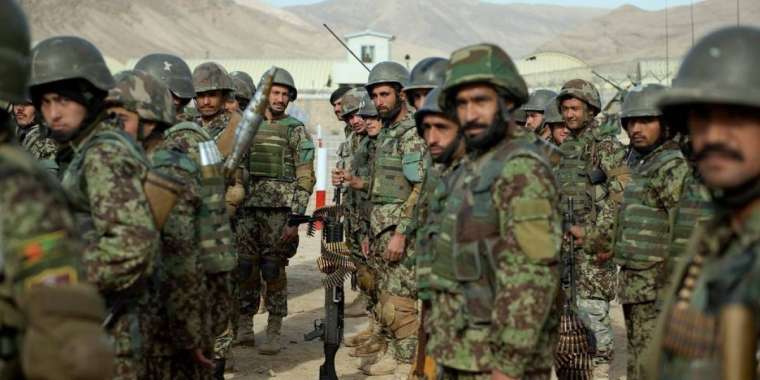 Талибаннан сескенген Өзбекстан ауған әскерилерін депортациялауға мәжбүр