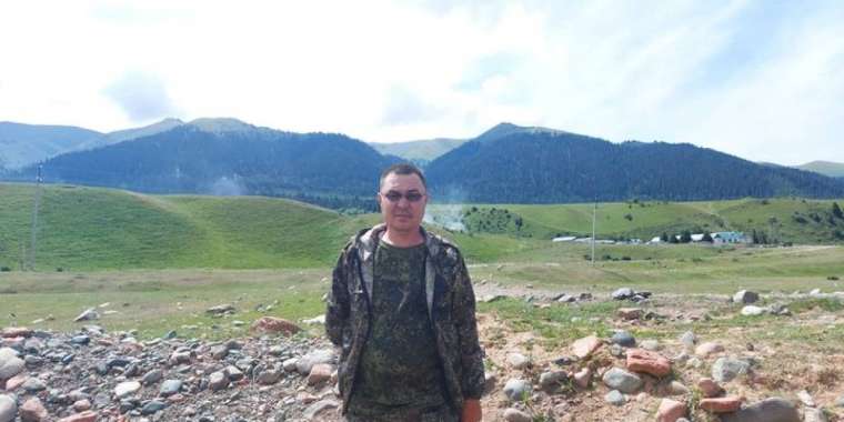 "Тілдің қамын жеген ақындарды көшіріп жіберу керек"