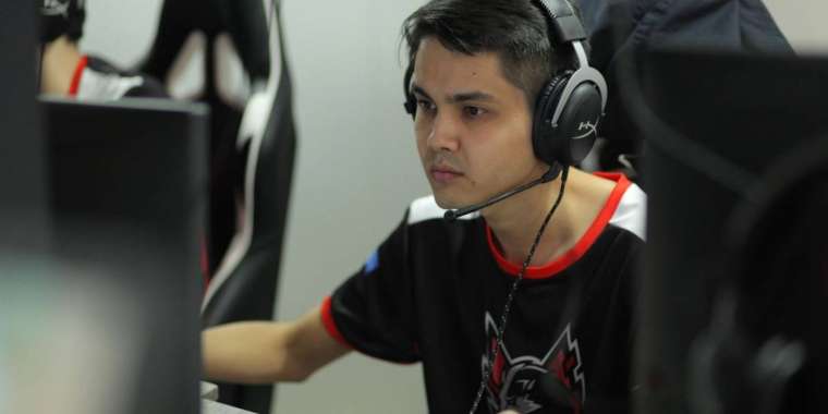 Киберспортта ақша көп – чемпионмен сұхбат