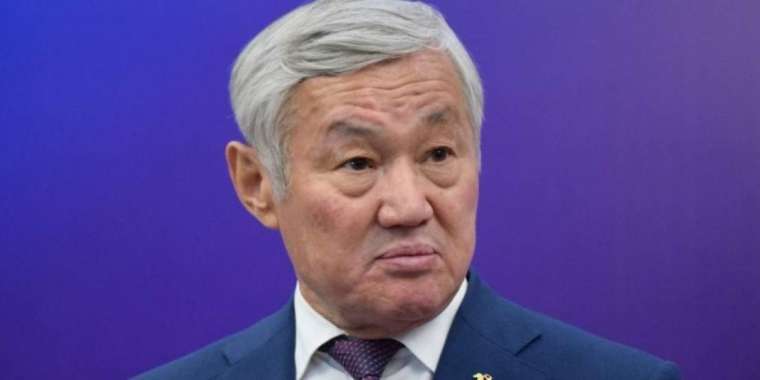 Ұшып кеткен шатыр немесе Сапарбаевқа сәлемдеме  