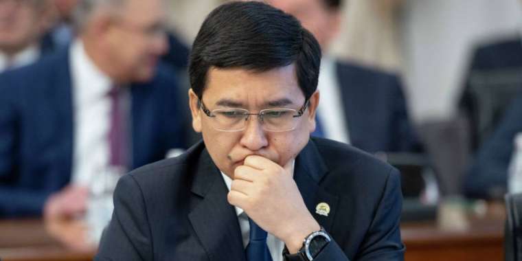 Бала өлімі, сотталған мұғалім: НЗМ-дағы жайттарға қатысты Аймағамбетов не деді?