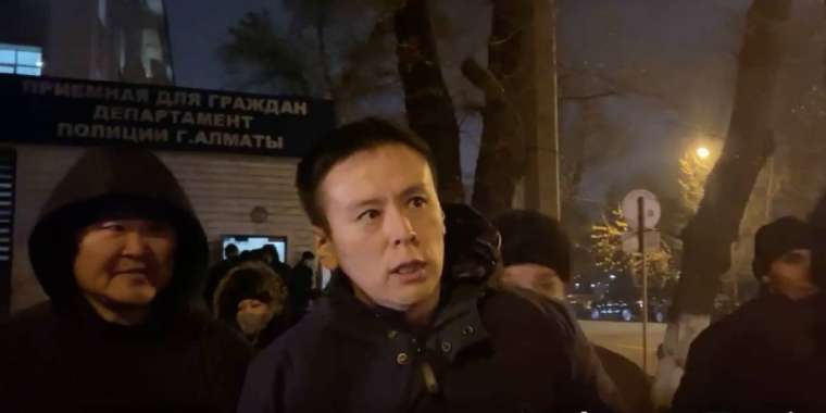 Полиция Мамайдың сағын сындыра алмапты