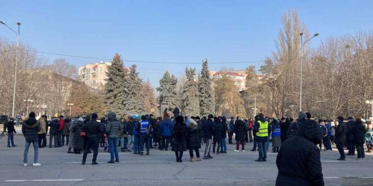 «Досаев қала түгіл лашық басқара алмайды!» Алматыдағы бейбіт митинг қалай өтті?