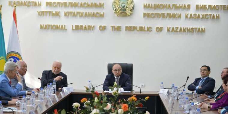 Жаңа Қазақстанның кәрі стипендиаттары марапатталды