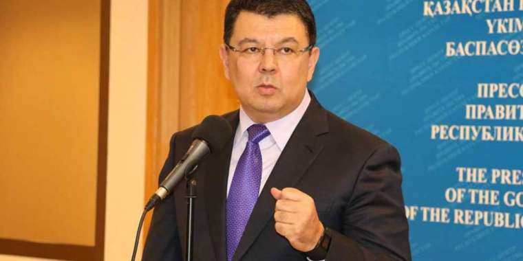 Канат Бозумбаев раскритиковал полицию