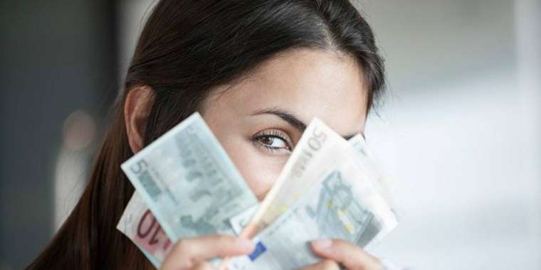 Доллары из казахстанских обменников не уйдут в Россию – АФК