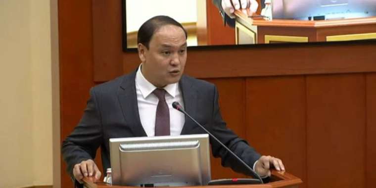 Опасное мясо. Карашукеева обвинили в саботаже Токаева