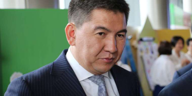 Пусть шкурой отвечает! В парламенте вспомнили о Саринжипове