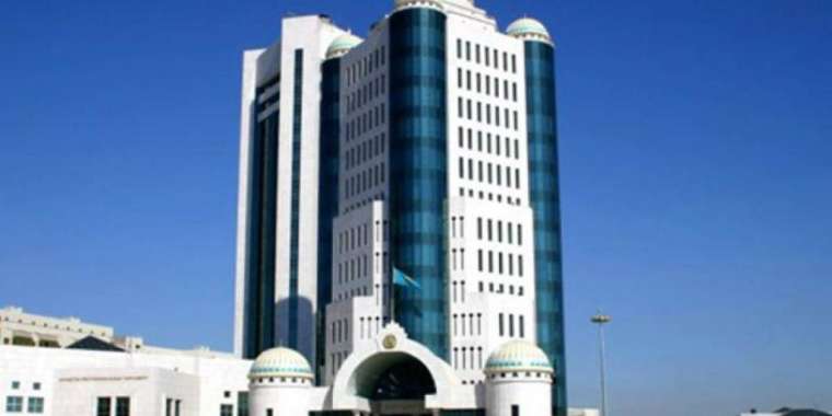 Сенат Сарым-Закиева заңын Мәжіліске қайтарды