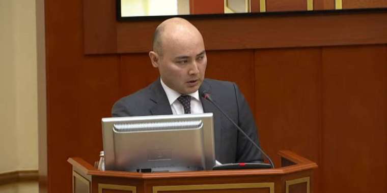 Пыль в глаза. Что думают депутаты о жизни в ауле, стало известно на правчасе в мажилисе