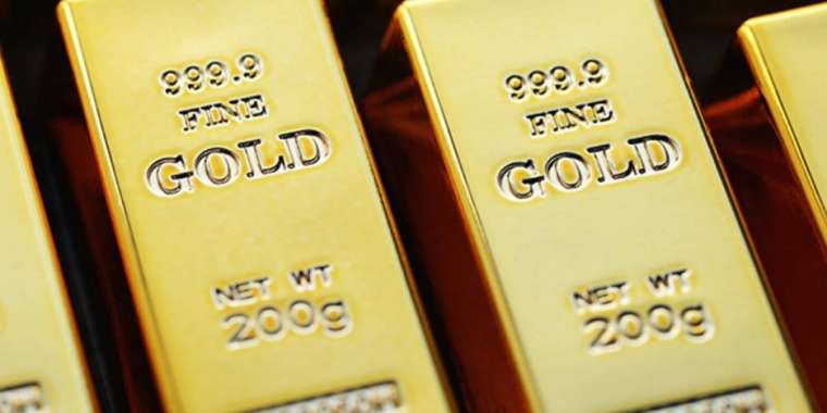 Что будет с курсом тенге и почему казахстанцы активно скупают золото?