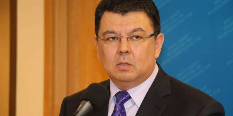 Канат Бозумбаев: Я до сих пор не знаю, где останусь работать