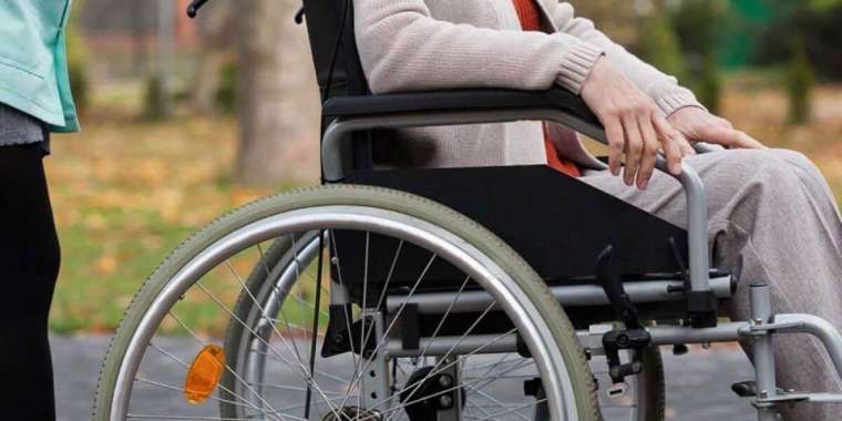 Енді "мүгедек", "соқыр", "мылқау" деген сөздер қолданылмайды - депутат