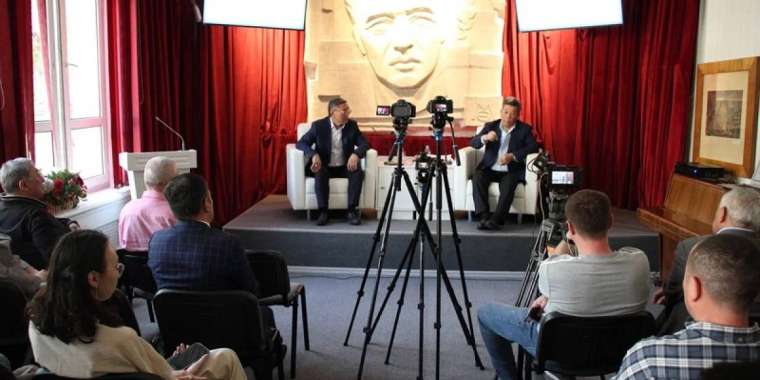 Қойгелдиев лекциясы. Мұстафа Шоқайдың сүйегін әкелуге қарсы зиялылар бар