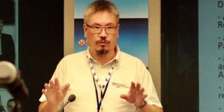 Ставка на студентов. Как пройдет референдум и зачем власть торопится?