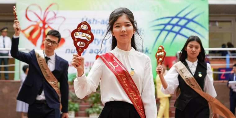 5 фактов о выпускниках-2022 в Казахстане