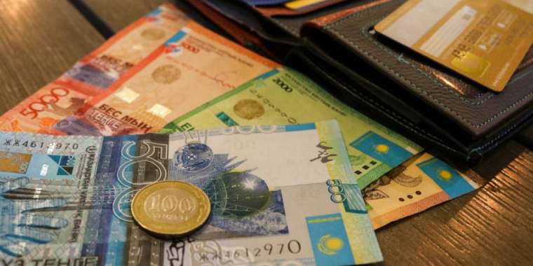 Алматыда өмір сүру үшін қанша теңге керек?