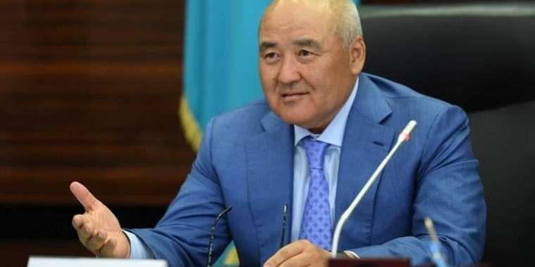 «Орныңды босат, Шөкеев!» - Түркістан әкімінің есеп беру жиынынан репортаж 