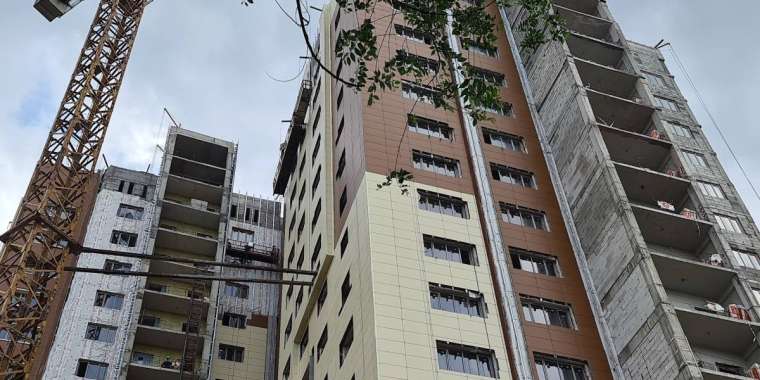 «Үшқоңыр» тұрғын үй кешенінің салымшылары Тоқаевтан көмек сұрады