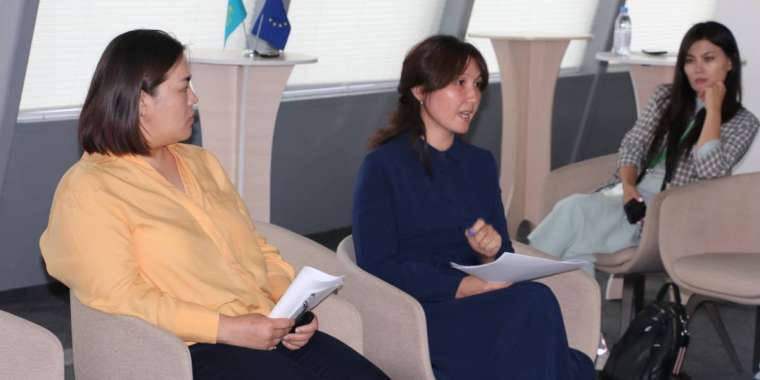 Строгие свекрови и эйджизм мешают гражданскому активизму в Казахстане