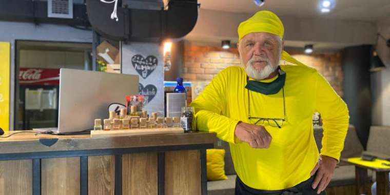 “Өлгім келмейді”: 60-тан асқанда ас үй қожайыны атанған Папа 