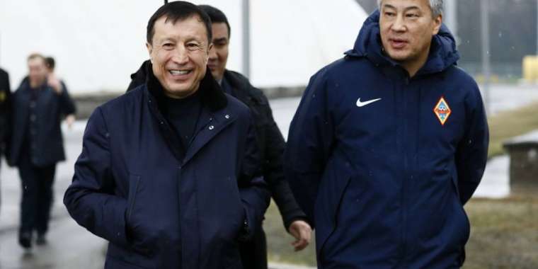 Боранбаевтың Жақсыбековтен несі кем?