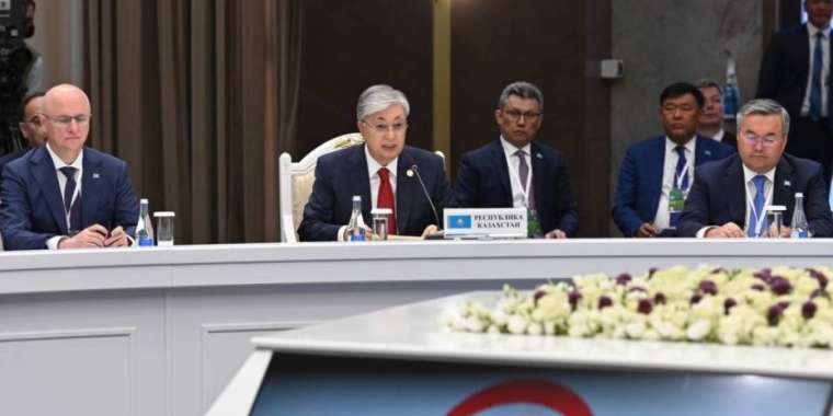 Тоқаев Орталық Азияға Ресей мен Қытайды да шақырады