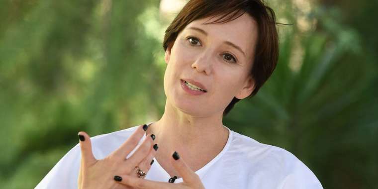 Ресейден кеткен актриса:  «Үнсіз қалу – өз болмысыңды тұншықтыру» 