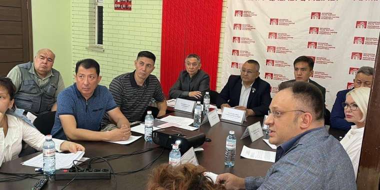 Бизнес выигрывает суды - активисты Алматы о точечной застройке