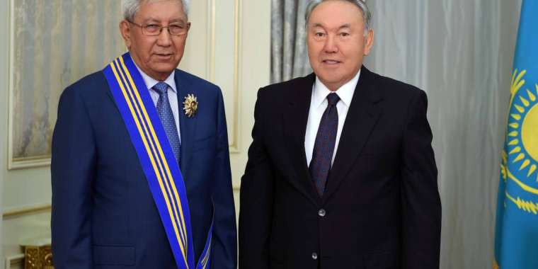 Назарбаевқа тамсанғыш Жолдасбеков Тоқаевқа керек болмай қалды