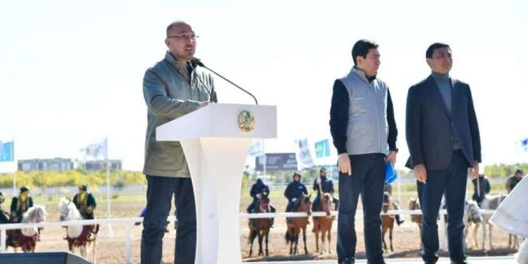 Қарастырамыз дей сал. Мәжіліс спикерінің министрге айтқан ақылы