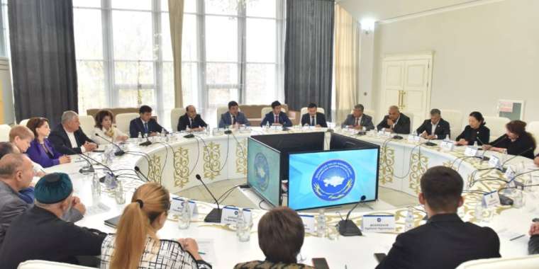 Ассамблея мүшелері «Қазақтану» ақпараттық ресурсын құруды ұсынды