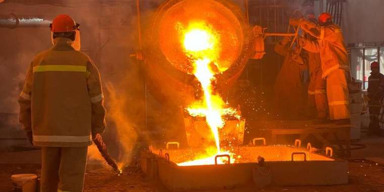 Қазақстандағы айлыққа жұмыс істеуге робот та келмейді