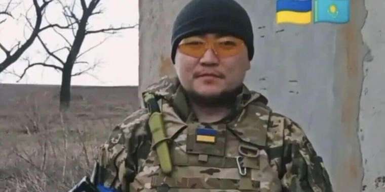 Ресейге қарсы соғысып жүрген қазақстандыққа азаматтық беру ұсынылды