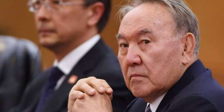 Назарбаев туралы заңның күші жойылды