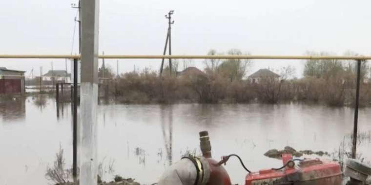 Түркістанда бүгін де өзен суы көтеріледі