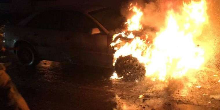 Атаки на журналистов. В Алматы взорвали автомобили видеооператора