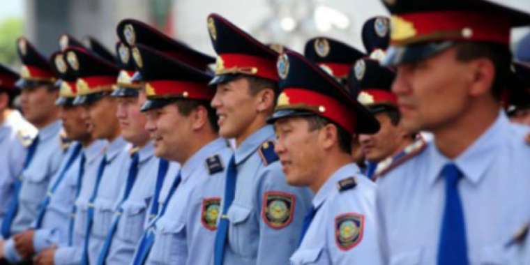 Экс-силовикам разрешили митинговать 25 февраля