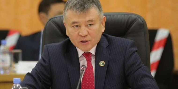 «Бұл менің жеке шаруам» – М.Тайжан жер мәселесіне қатысты ақша алғанын айтты