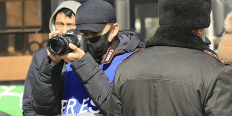 Журналистерге шабуыл ұйымдастырғандар ұсталды