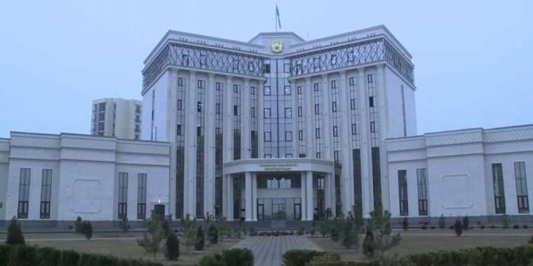 Түркістан облысының прокуроры кабинетінде көз жұмды