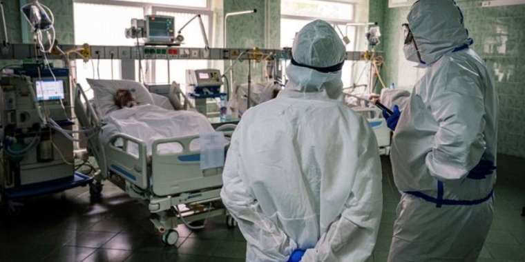 Астанада мешіт қызметкерін пышақтап кетті