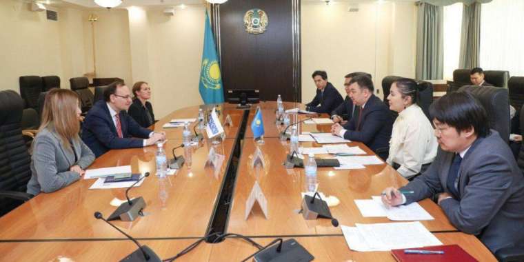 «Масс-медиа туралы» заң: АҚДМ мен ЕҚЫҰ өкілдерінің кездесуі