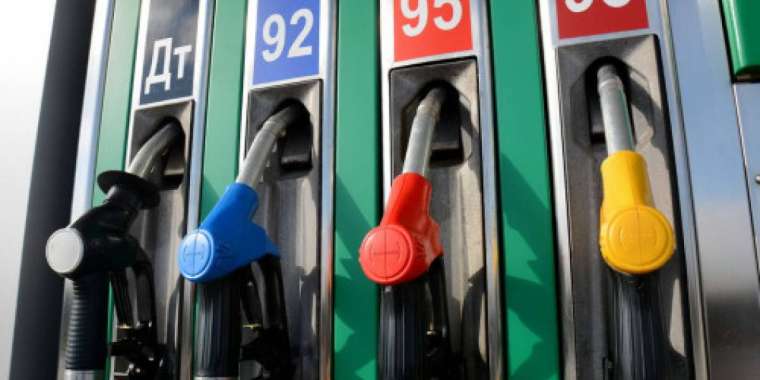 Жанар-жағармайдың қымбаттауы қандай мәселелерді әшкереледі? Сарапшылардың жауабы 